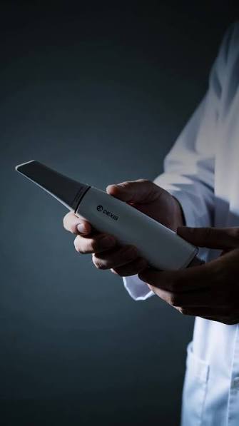 Scanner intraoral utilizado no consultório